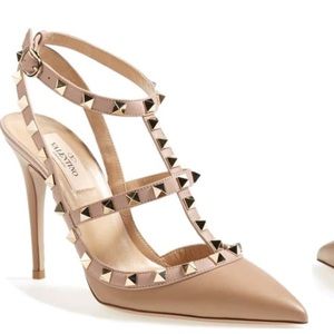 Valentino Garavani Pumps Camel